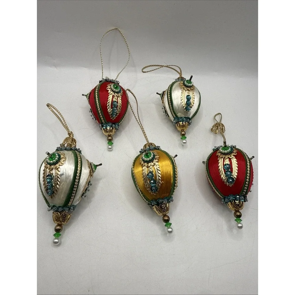 Lot Of 5 Vintage Push Pin Sequin Christmas Tree Ornaments Handmade MCM Red Whole